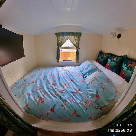 Κάμπινγκ Alices Garden Two Γιορκ