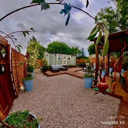 Alices Garden Two *