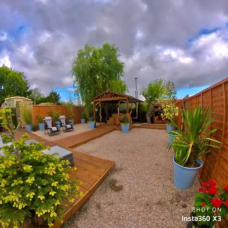Alices Garden Two